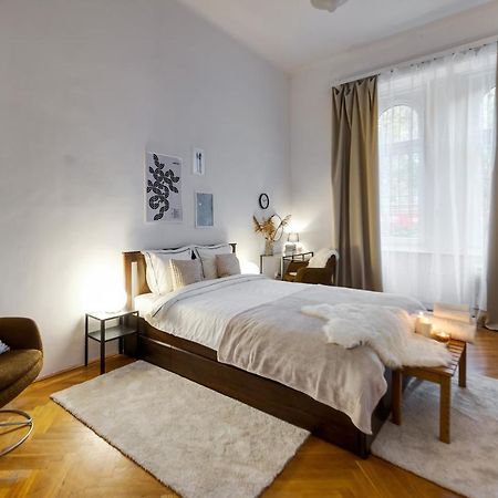 Felsoerdosor Residence Budapest Esterno foto