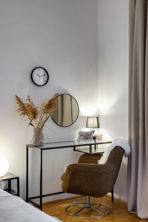 Felsoerdosor Residence Budapest Esterno foto